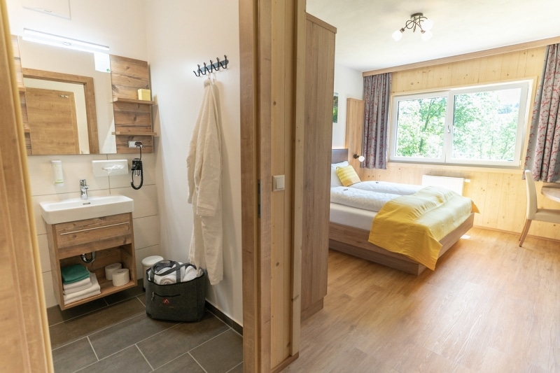 dachsteinresort familysuite deluxe 5 7 bett 2
