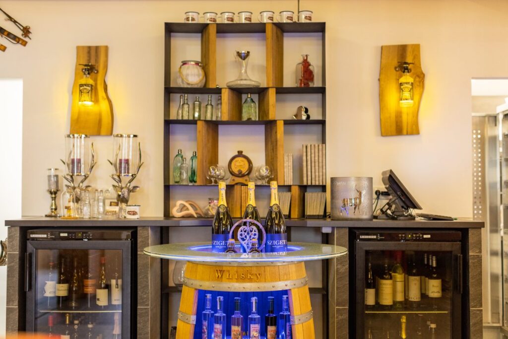 dachsteinresort restaurant bar fass
